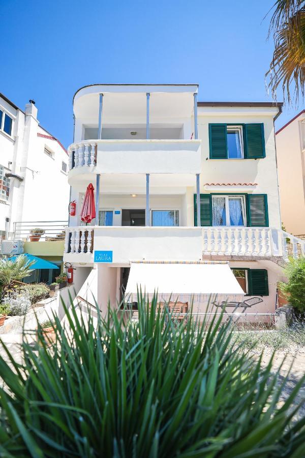 Apartments Malic Petrcane Exterior photo